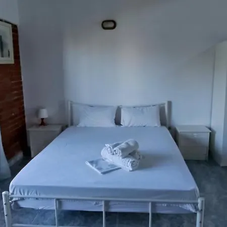 Vasso Karidi Apartment Vourvourou